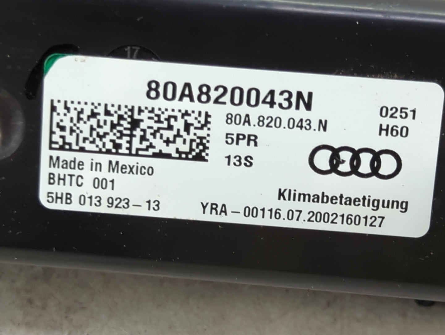2018-2020 Audi Sq5 Climate Control Module Temperature AC/Heater Replacement P/N:80A820043N Fits Fits 2017 2018 2019 2020 OEM