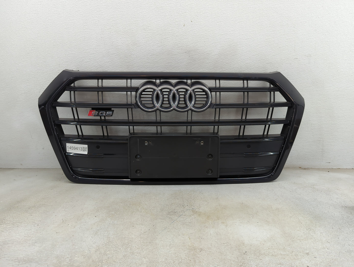 2018-2020 Audi Sq5 Front Grille Bumper Not Included - Oemusedautoparts1.com