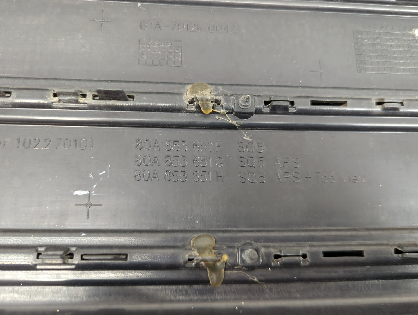 2018-2020 Audi Sq5 Front Grille Bumper Not Included - Oemusedautoparts1.com