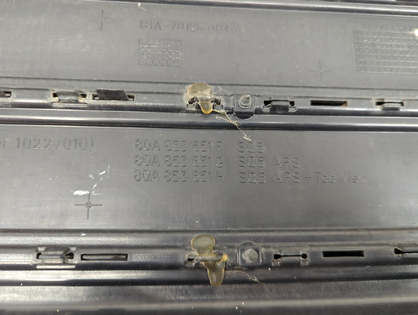 2018-2020 Audi Sq5 Front Grille Bumper Not Included - Oemusedautoparts1.com