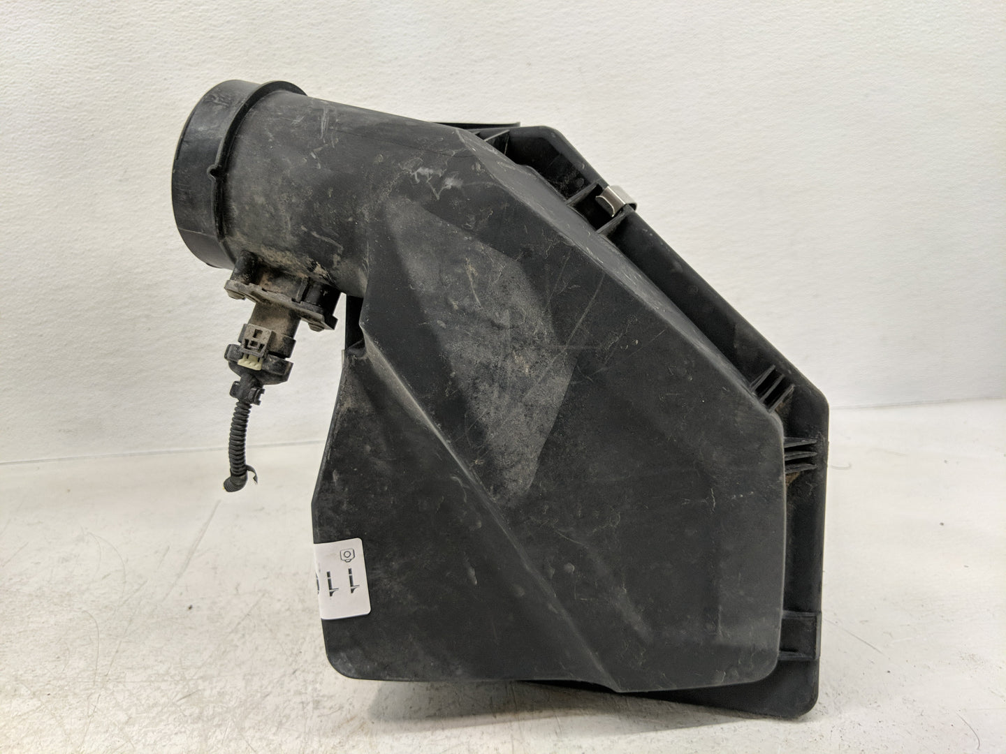Bmw 330i Air Cleaner Intake-duct Hose Tube - Oemusedautoparts1.com