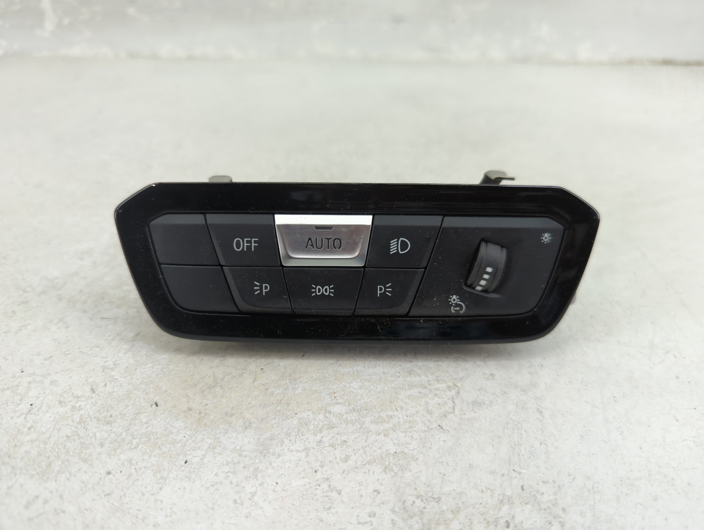 2020 Bmw 330i Headlight Head Light Switch Lamp Control - Oemusedautoparts1.com