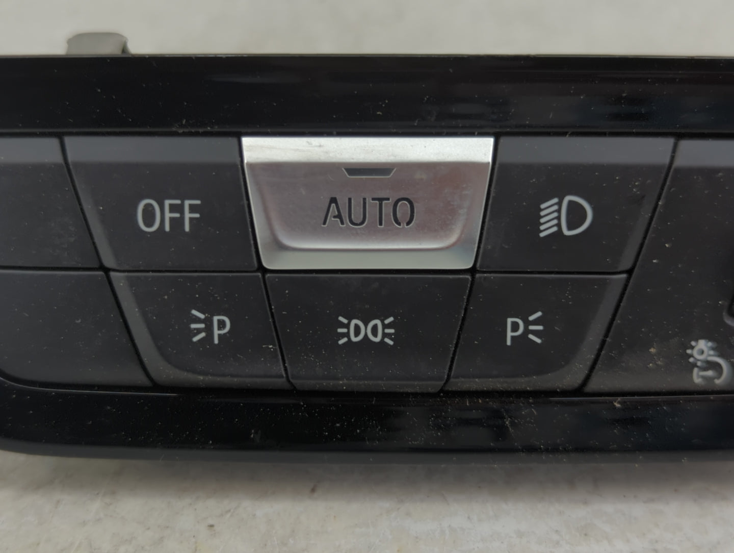 2020 Bmw 330i Headlight Head Light Switch Lamp Control - Oemusedautoparts1.com