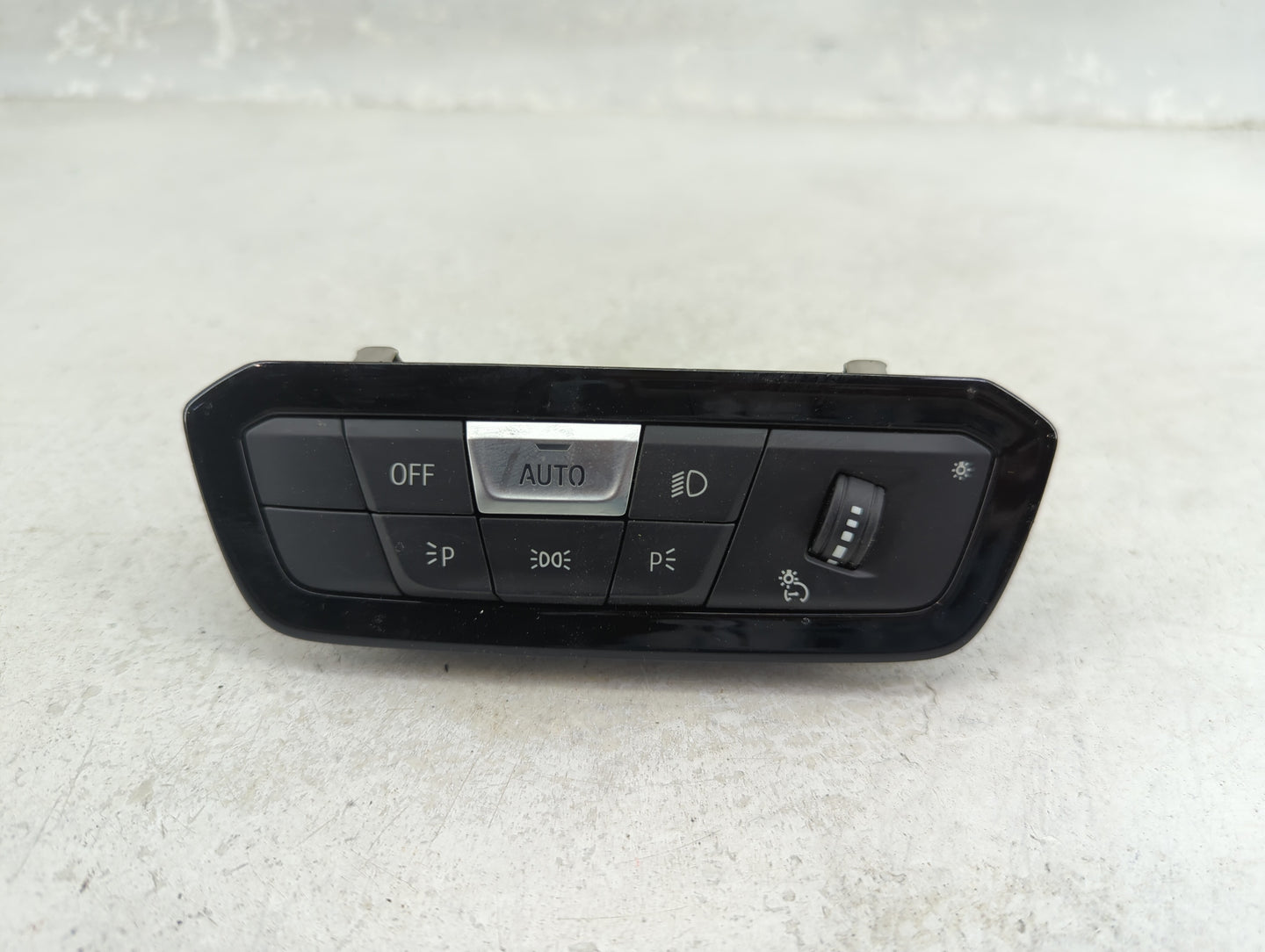 2020 Bmw 330i Headlight Head Light Switch Lamp Control - Oemusedautoparts1.com