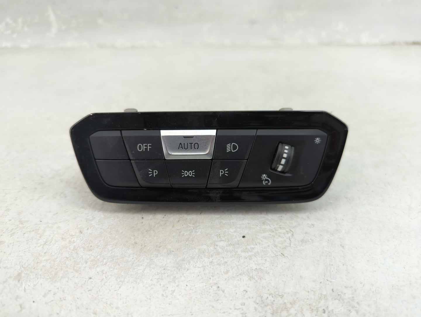 2020 Bmw 330i Headlight Head Light Switch Lamp Control - Oemusedautoparts1.com