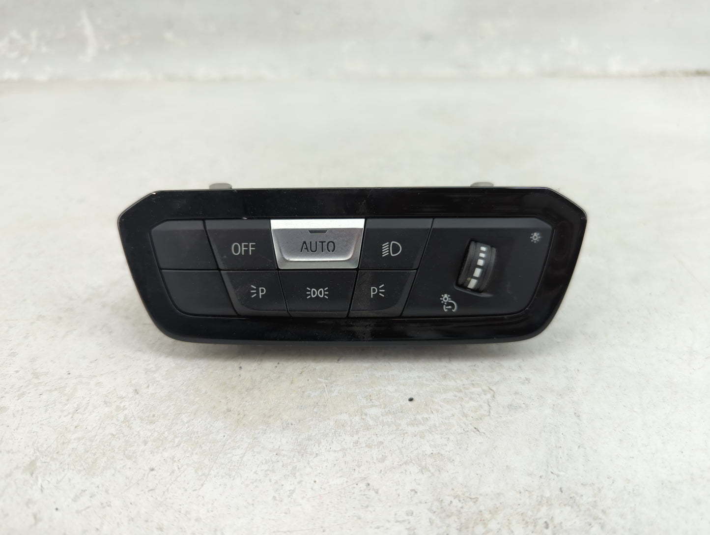 2020 Bmw 330i Headlight Head Light Switch Lamp Control - Oemusedautoparts1.com