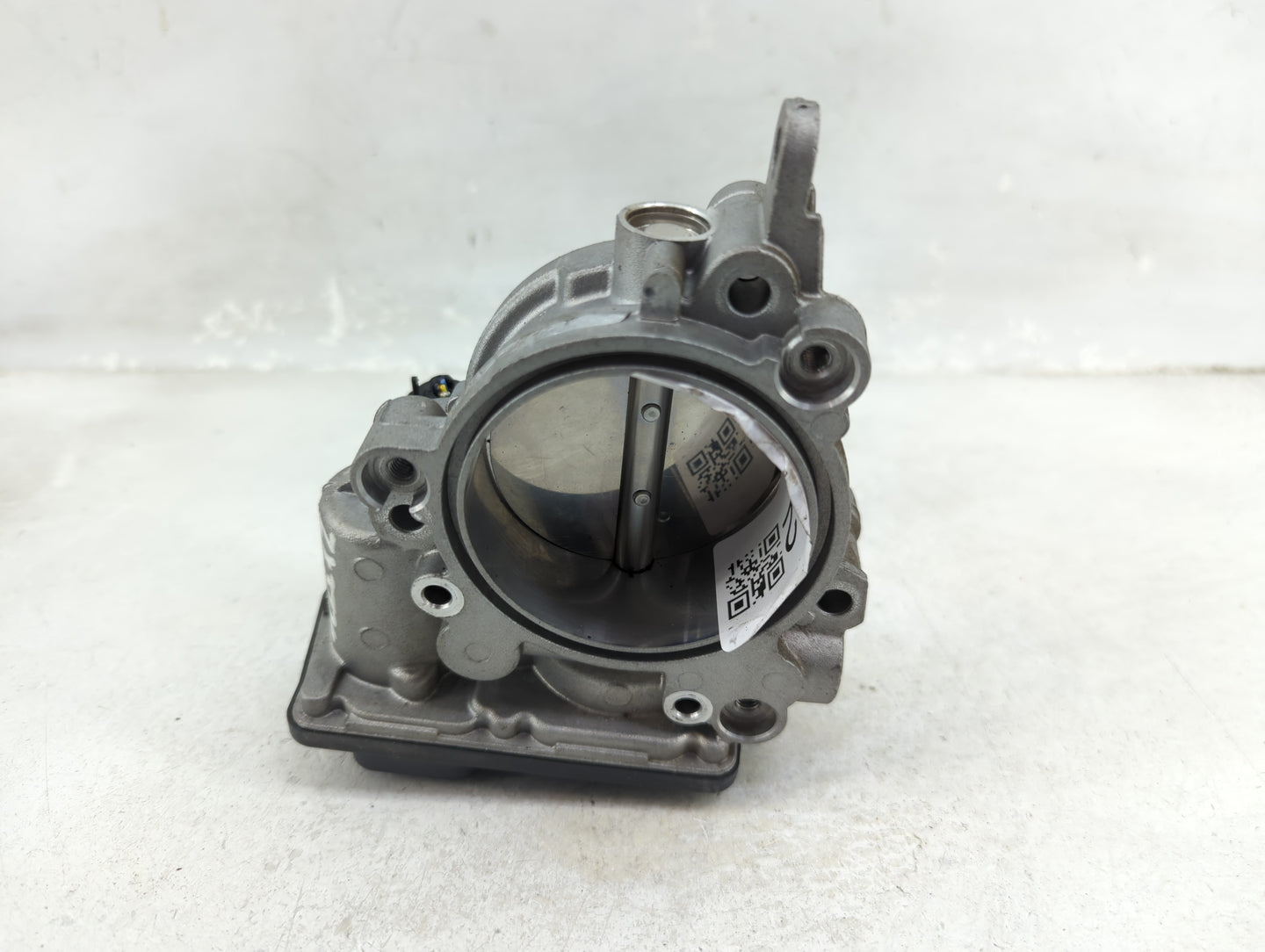 2017-2021 Bmw 330i Throttle Body P/N:8601651 A2C15021900 Fits Fits 2016 2017 2018 2019 2020 2021 2022 OEM Used Auto Parts - 