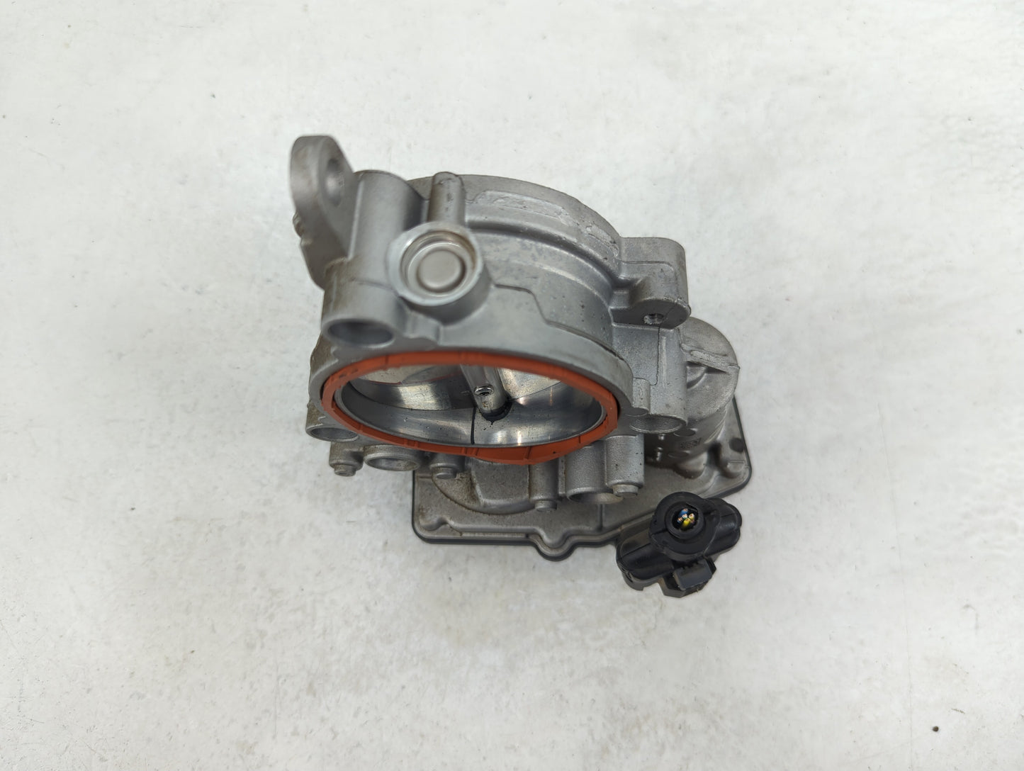 2017-2021 Bmw 330i Throttle Body P/N:8601651 A2C15021900 Fits Fits 2016 2017 2018 2019 2020 2021 2022 OEM Used Auto Parts - 