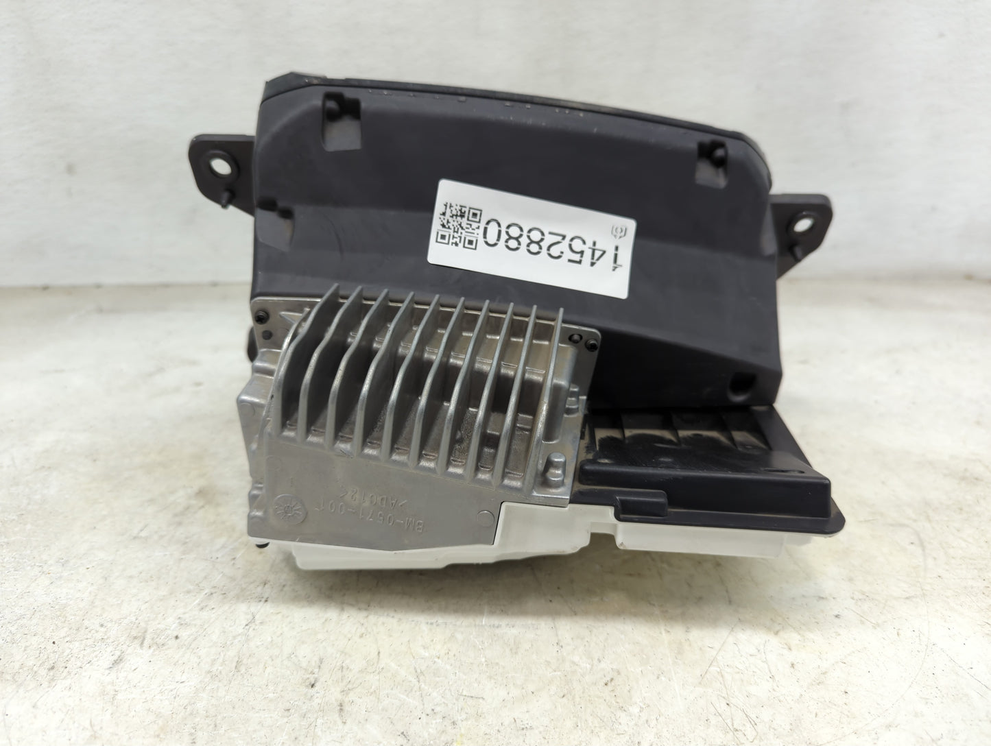 2021-2021 Bmw 330i Information Display Screen - Oemusedautoparts1.com