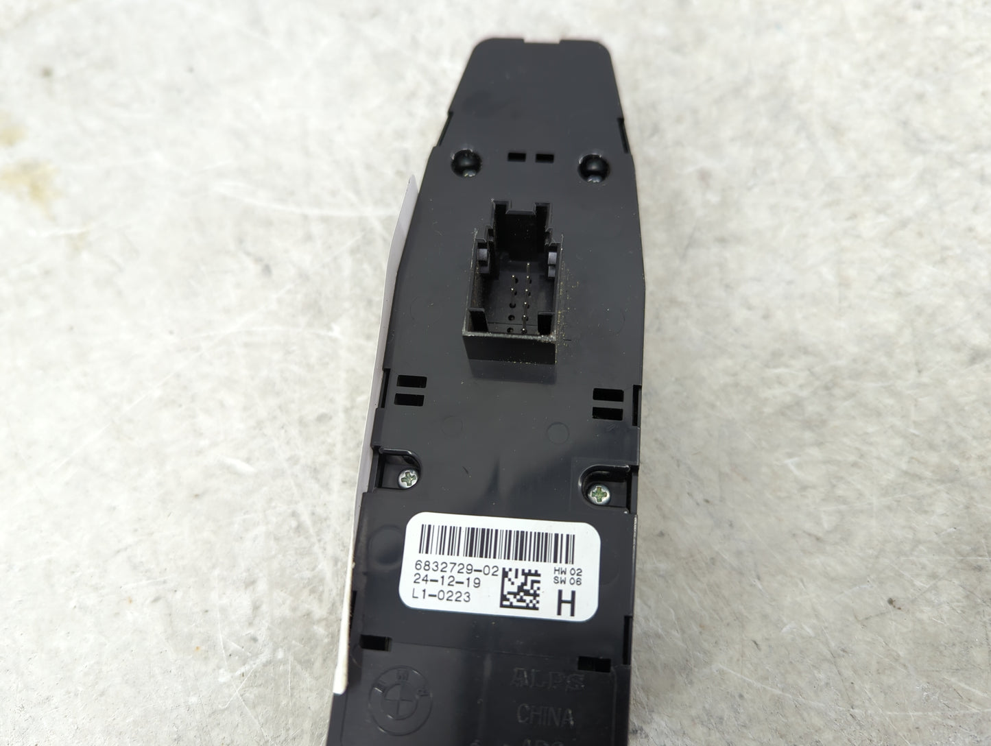 2020 Bmw 330i Master Power Window Switch Replacement Driver Side Left P/N:6832729-02 Fits OEM Used Auto Parts - Oemusedautop