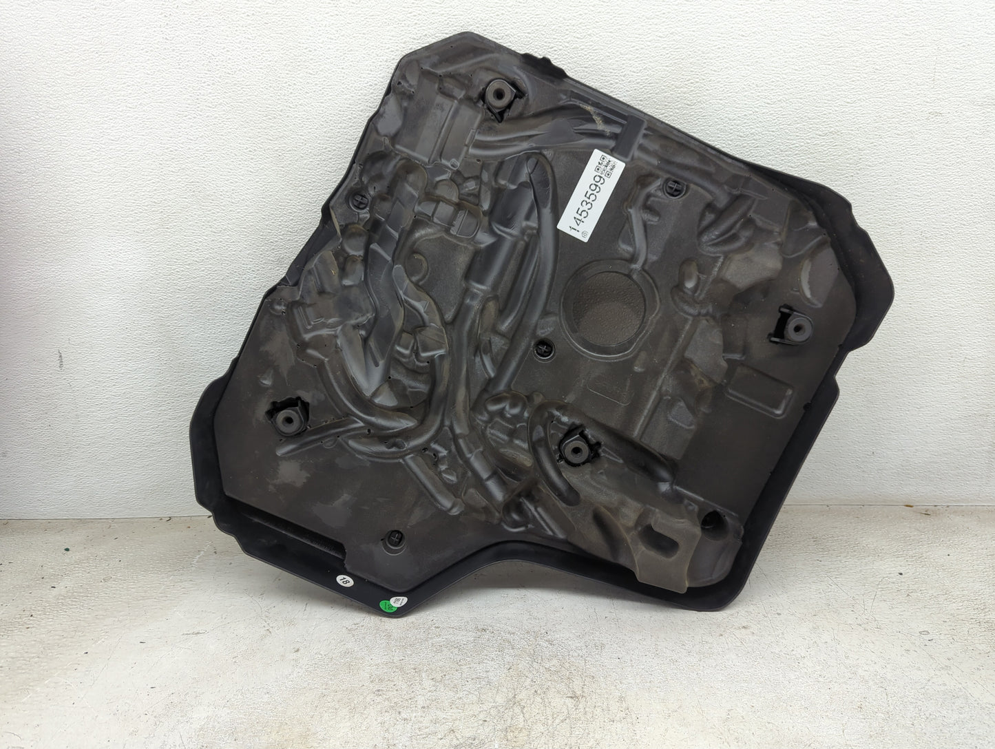 2020 Bmw 330i Engine Cover 1453599 - Oemusedautoparts1.com