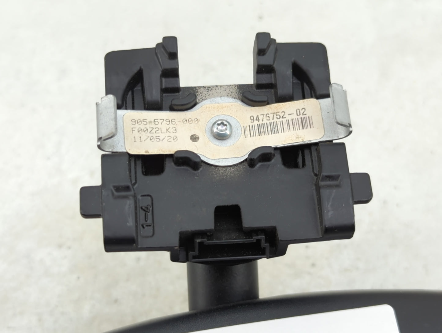 2020 Bmw 330i Interior Rear View Mirror Replacement OEM P/N:9476752-02 905-5796-000, F00Z2LK3, 048370, GNTX-1327 Fits OEM Us