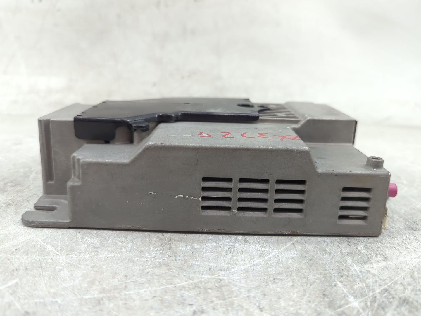 2020 Bmw 330i Radio AM FM Cd Player Receiver Replacement P/N:R3 5 A16 7A7 01 B279FD0L2077468, 4006186, HB B279 Fits OEM Used