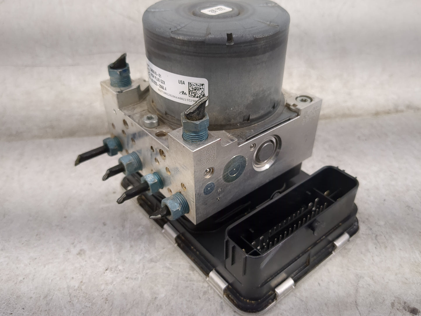 2020 Bmw 330i ABS Pump Control Module Replacement P/N:5A09E45-01 10.0220-2066.4 Fits OEM Used Auto Parts - Oemusedautoparts1