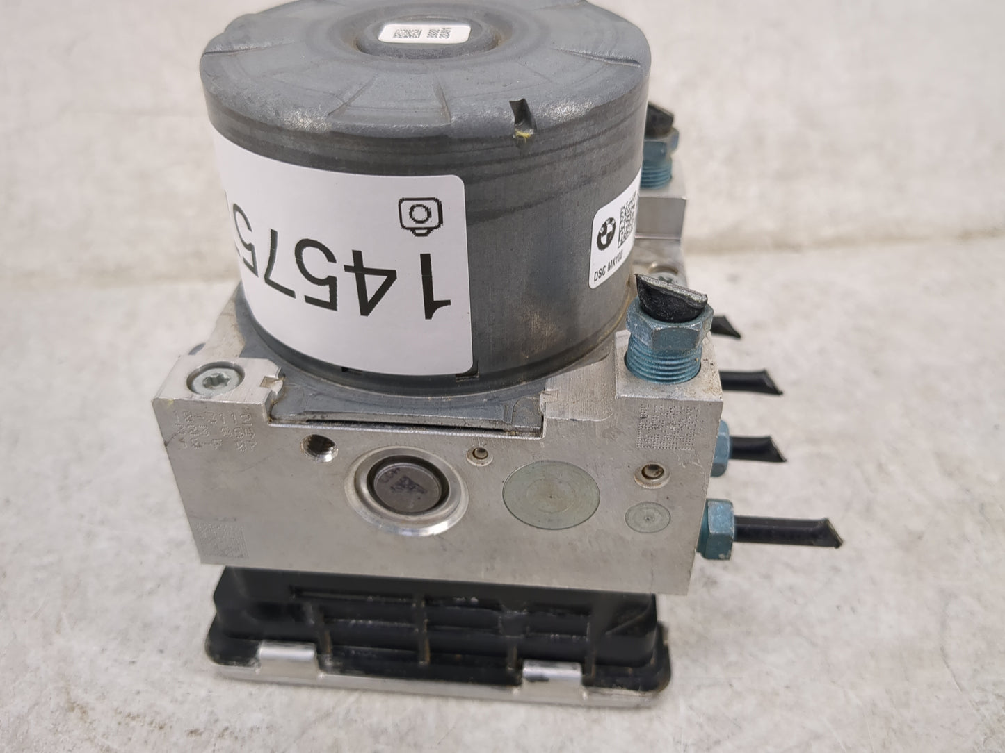 2020 Bmw 330i ABS Pump Control Module Replacement P/N:5A09E45-01 10.0220-2066.4 Fits OEM Used Auto Parts - Oemusedautoparts1