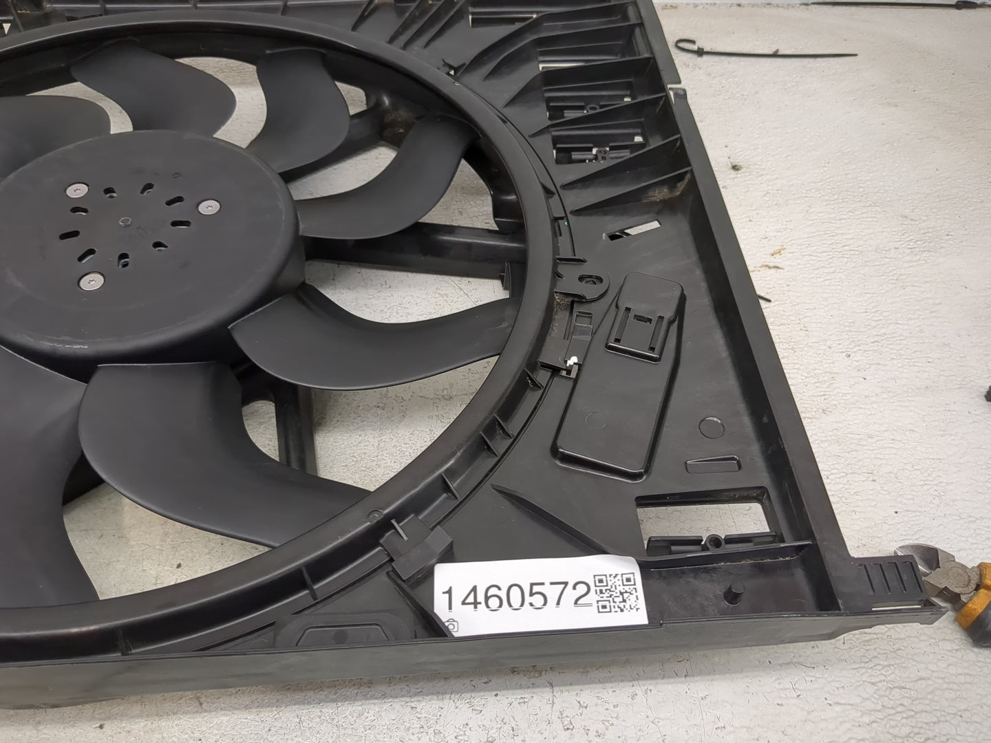 2020 Bmw 330i Electric Radiator Cooling Fan Motor Assembly 1460572 - Oemusedautoparts1.com