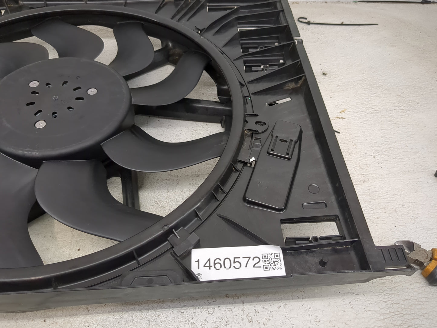 2020 Bmw 330i Electric Radiator Cooling Fan Motor Assembly 1460572 - Oemusedautoparts1.com