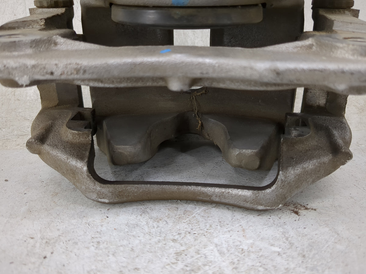 2020 Bmw 330i Front Driver Left Brake Caliper - Oemusedautoparts1.com