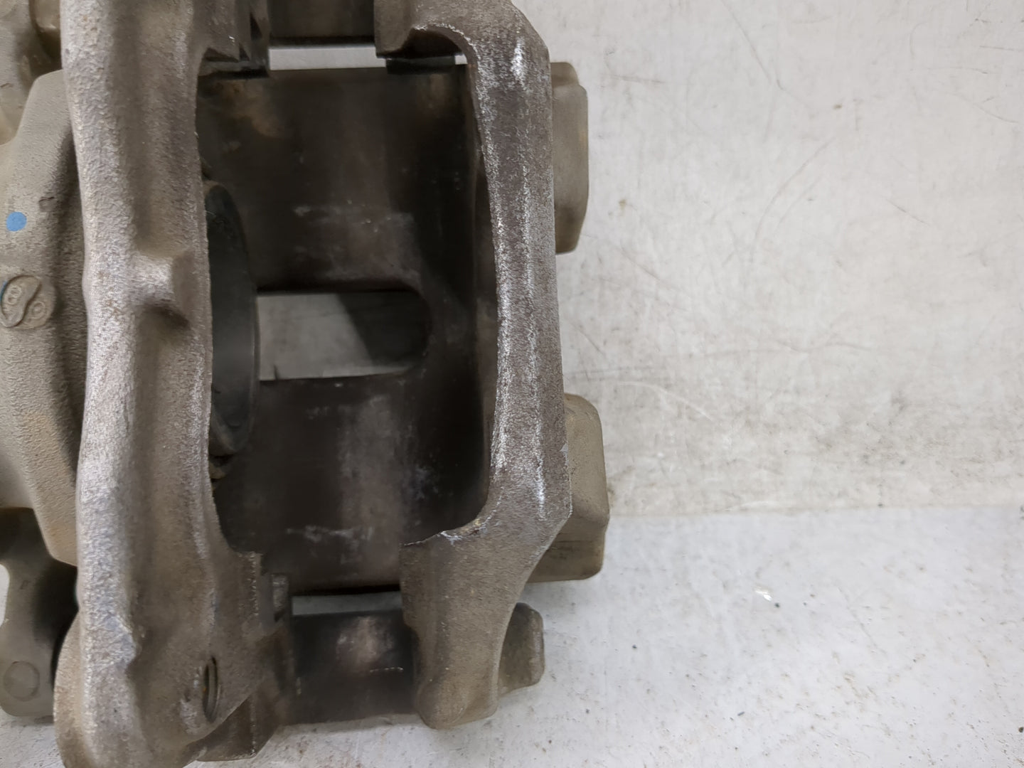2020 Bmw 330i Front Passenger Right Brake Caliper 1461000 - Oemusedautoparts1.com