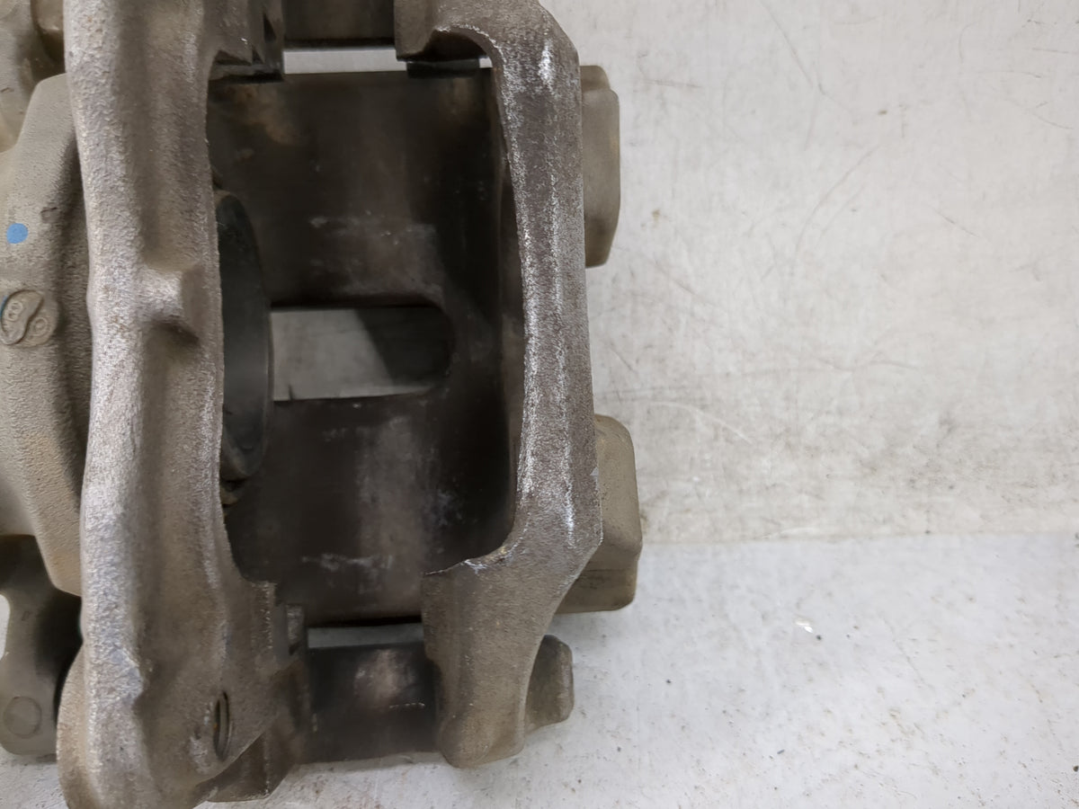 2020 Bmw 330i Front Passenger Right Brake Caliper 1461000 - Oemusedautoparts1.com