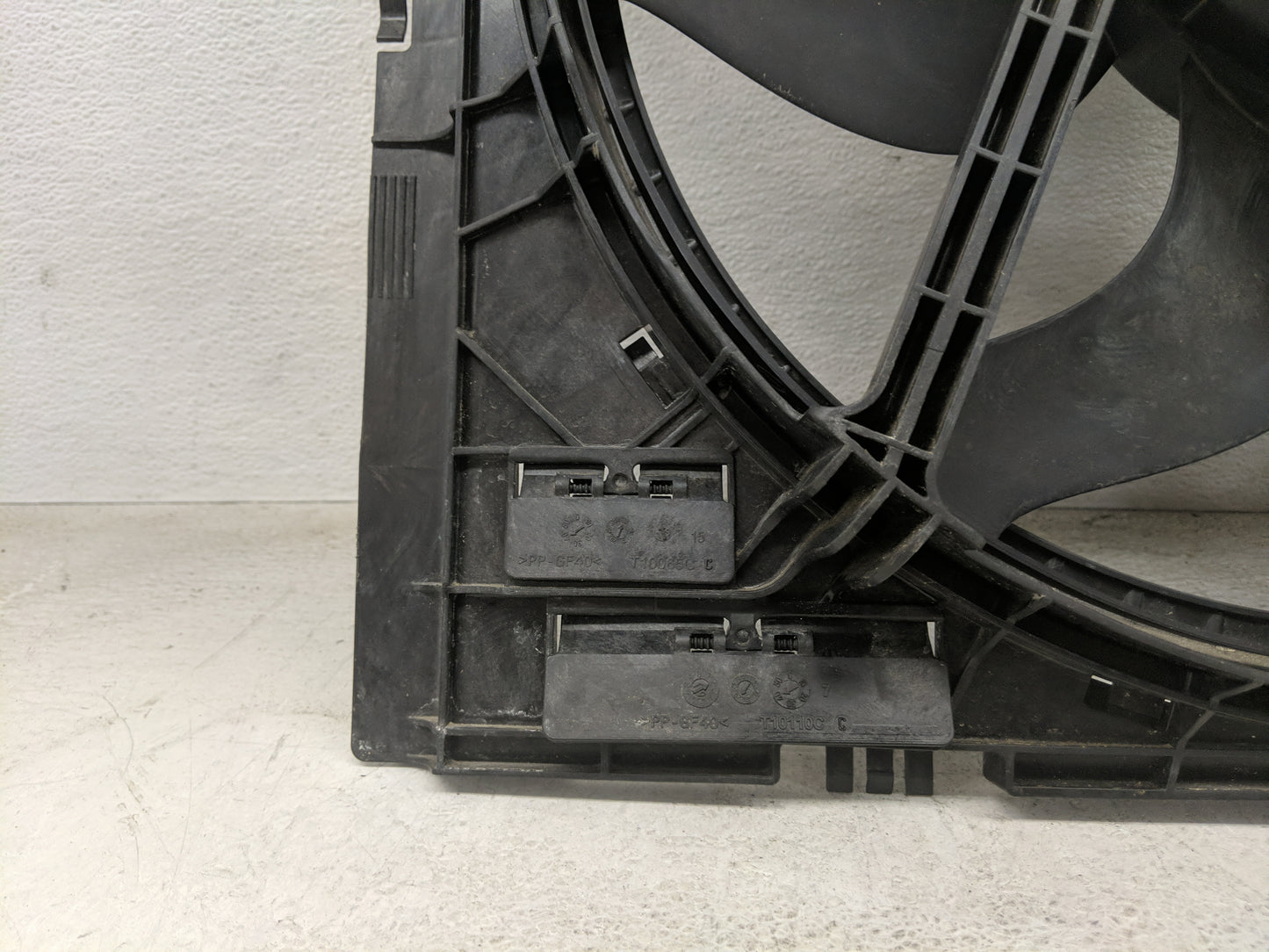 2020 Bmw 330i Electric Radiator Cooling Fan Motor Assembly 1461292 - Oemusedautoparts1.com