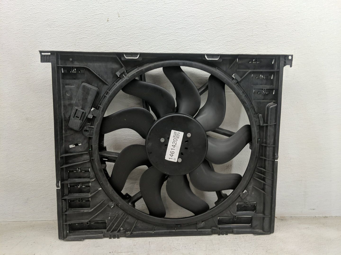 2020 Bmw 330i Electric Radiator Cooling Fan Motor Assembly 1461420 - Oemusedautoparts1.com