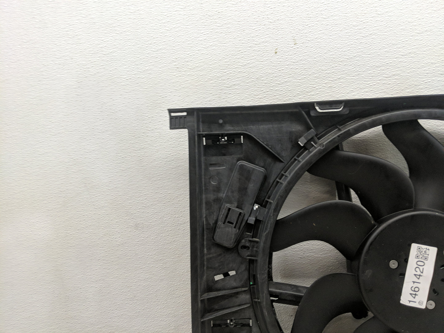 2020 Bmw 330i Electric Radiator Cooling Fan Motor Assembly 1461420 - Oemusedautoparts1.com