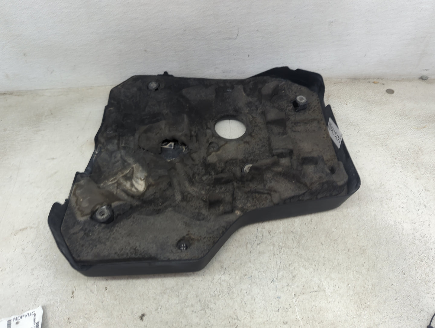 2020 Bmw 330i Engine Cover Black - Oemusedautoparts1.com