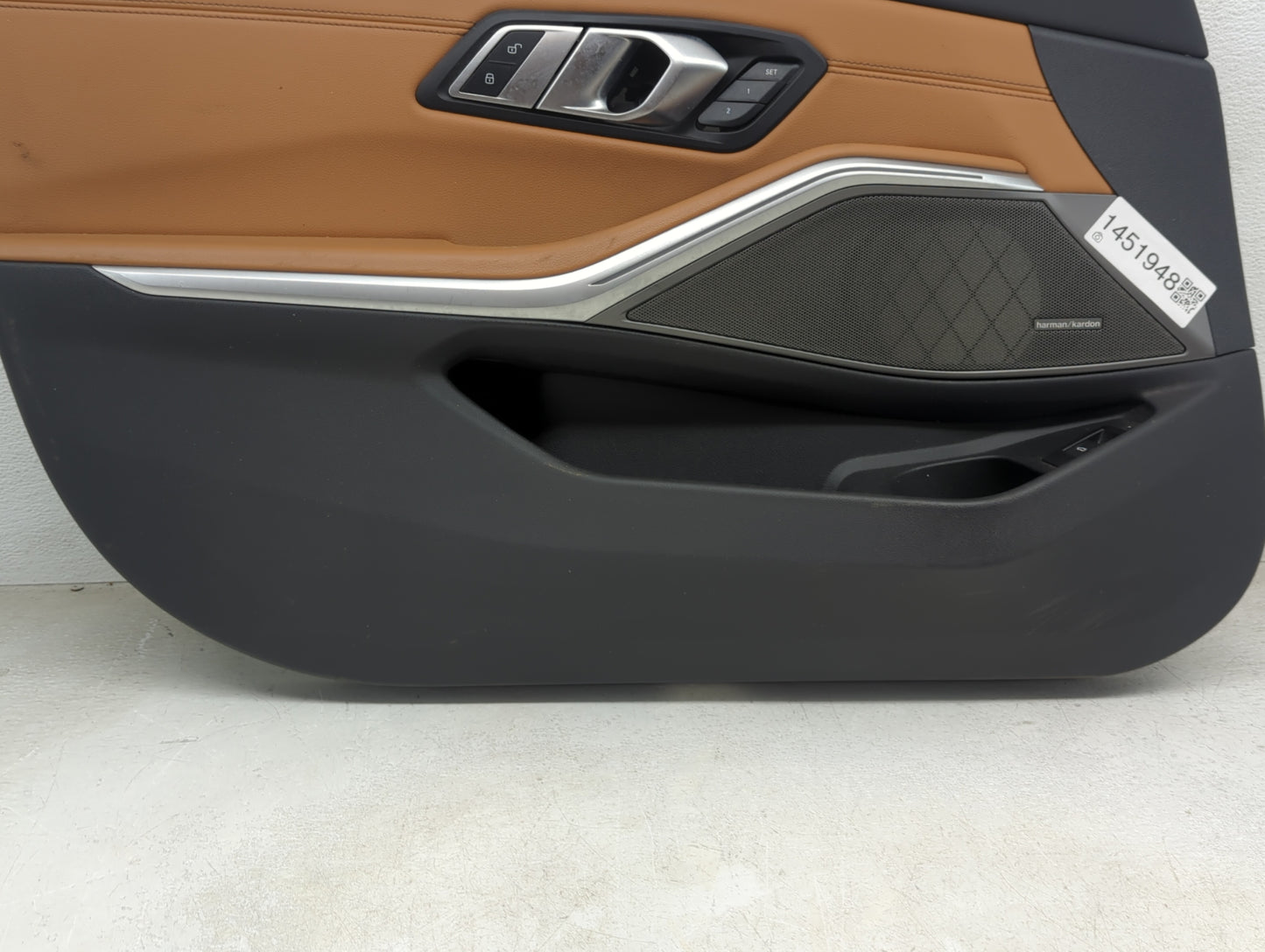 2020 Bmw 340i Front Left Driver Interior Door Panel Trim - Oemusedautoparts1.com