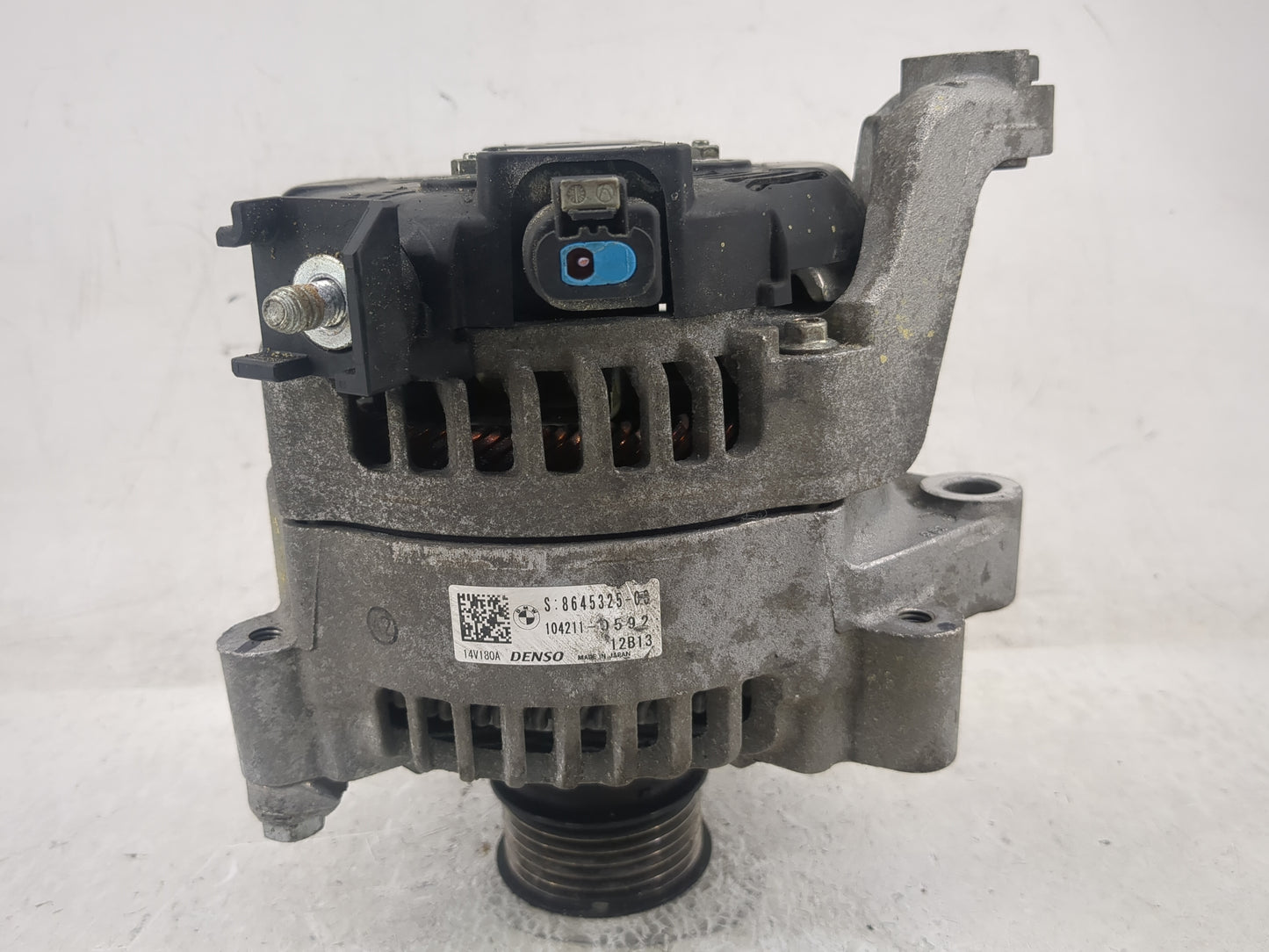 2020 Bmw 430i Alternator Replacement Generator Charging Assembly Engine OEM P/N:104211-0592 Fits OEM Used Auto Parts - Oemus