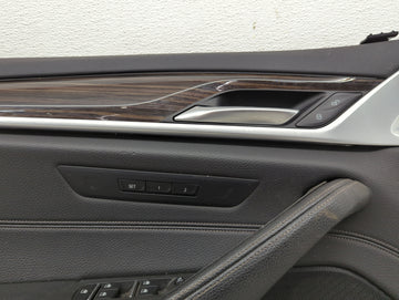 2020 Bmw 530 Front Left Driver Interior Door Panel Trim Black
