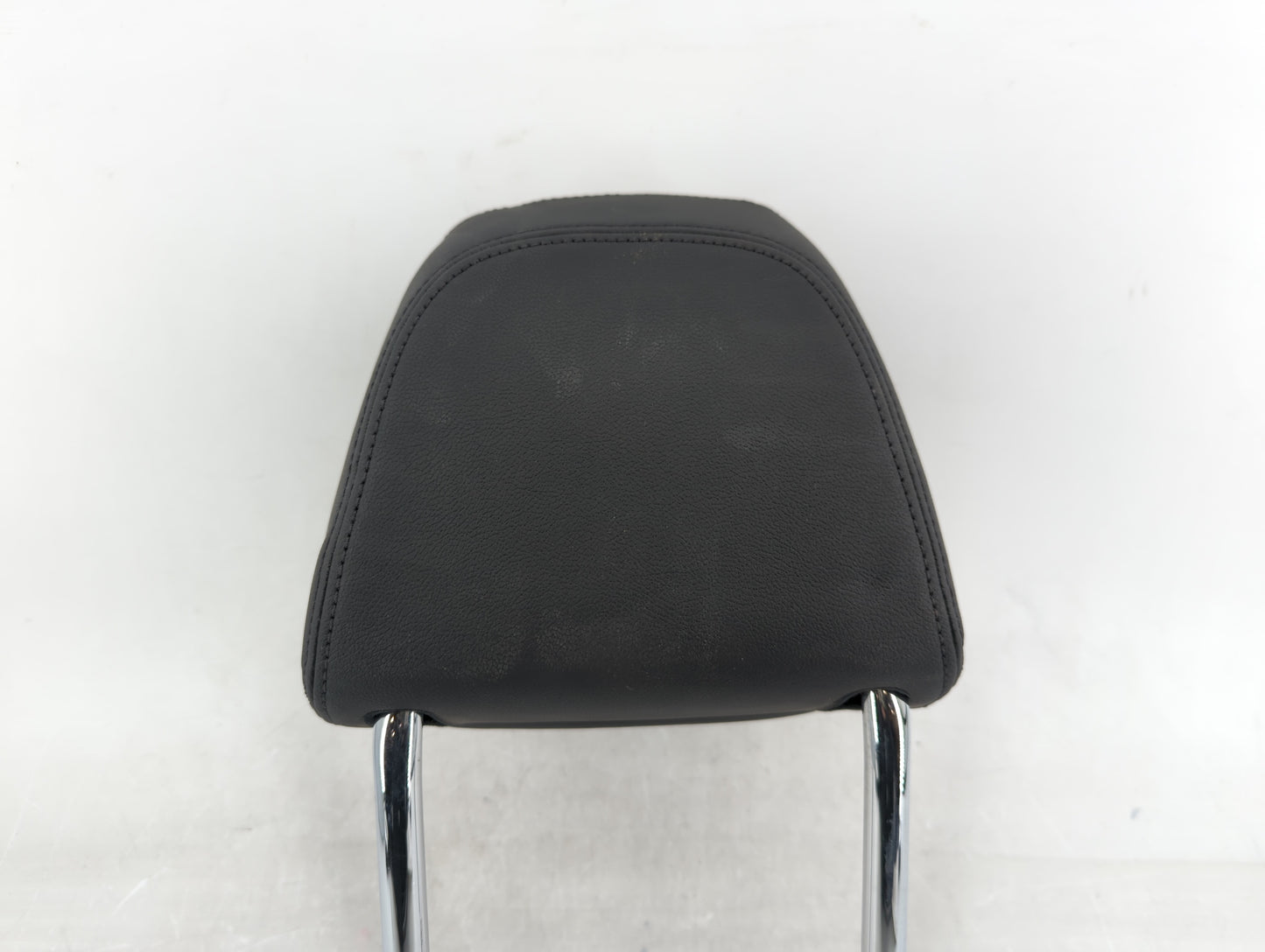2020 Bmw 530i Headrest Head Rest Rear Seat Fits OEM Used Auto Parts - Oemusedautoparts1.com
