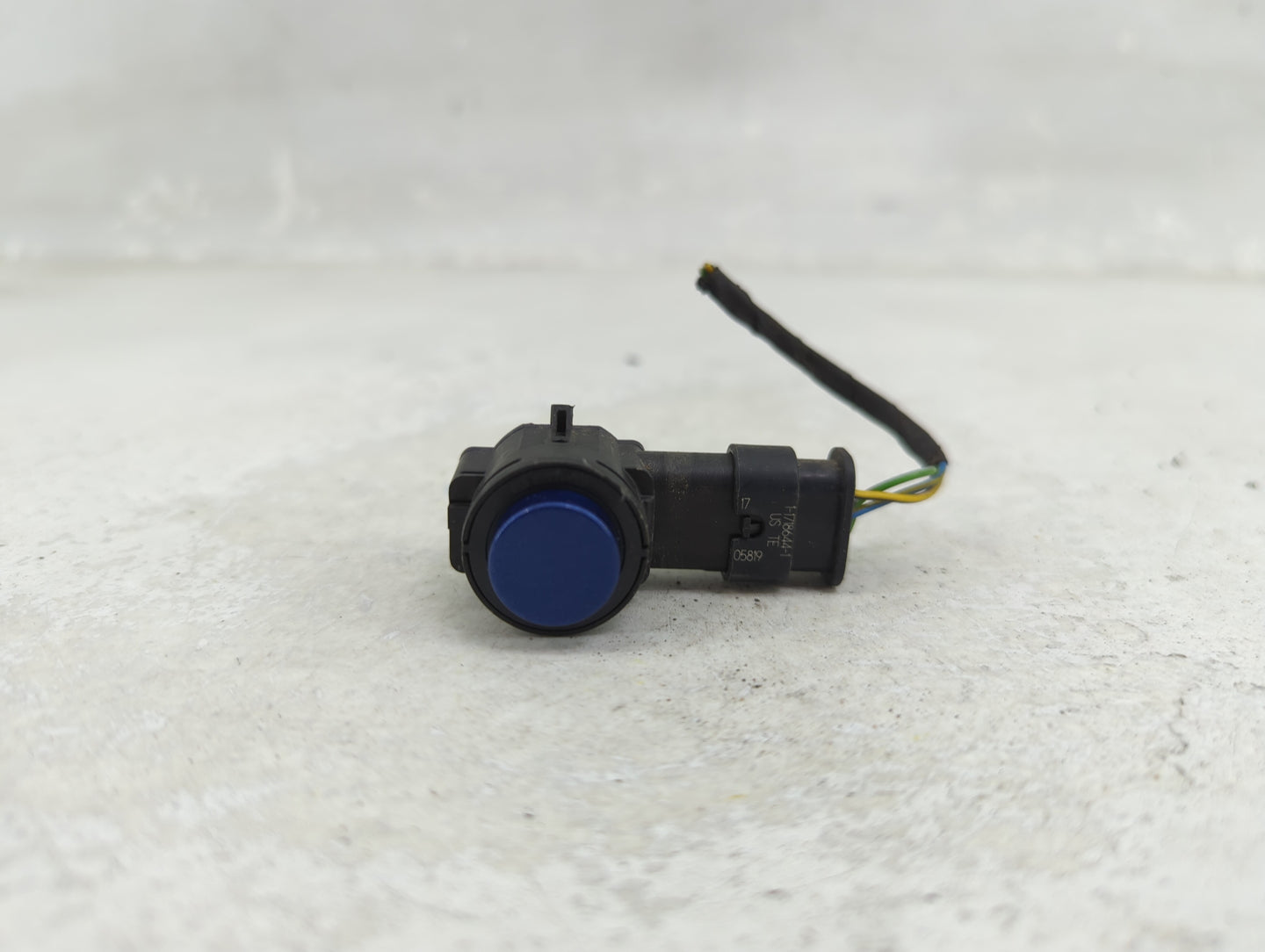 Park Assist Sensor - Oemusedautoparts1.com