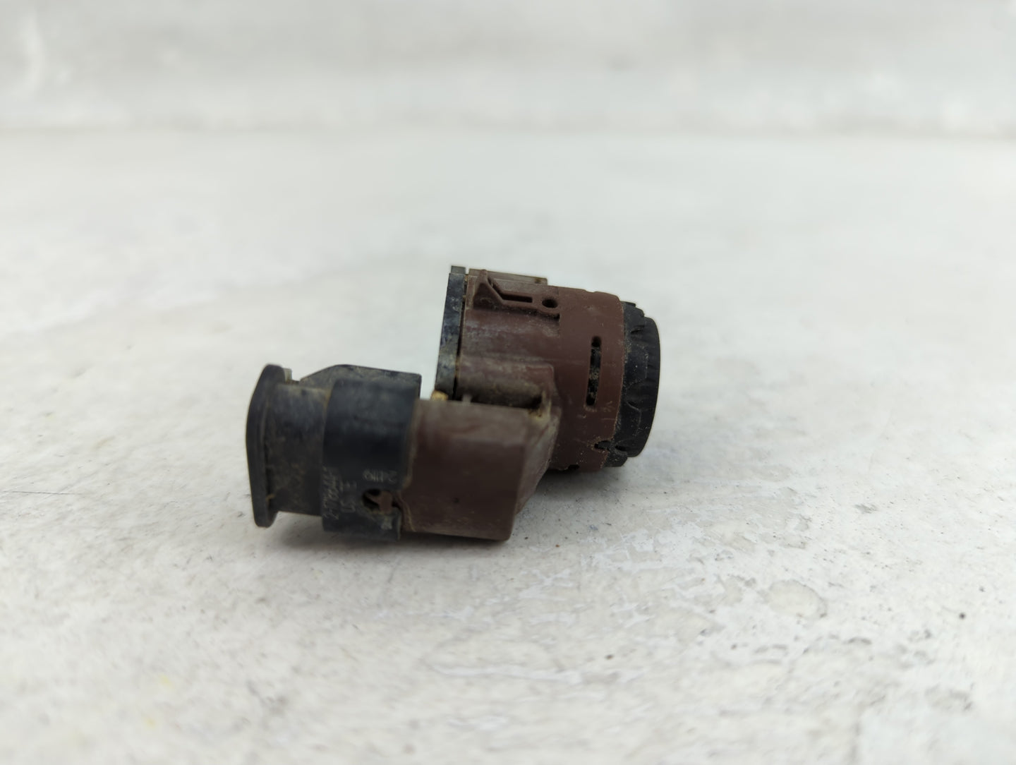 2020 Bmw M340i Front Park Assist Sensor Brown - Oemusedautoparts1.com