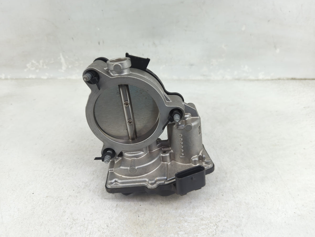 2020 Bmw M8 Throttle Body P/N:E8-1046-0-20008-02302 Fits OEM Used Auto Parts - Oemusedautoparts1.com