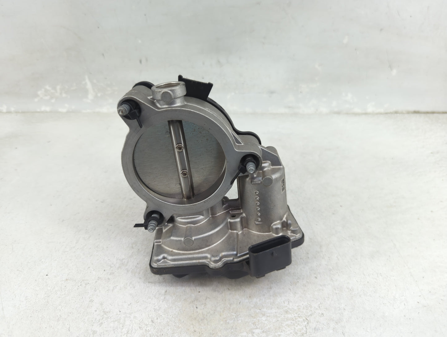 2020 Bmw M8 Throttle Body P/N:E8-1046-0-20008-02302 Fits OEM Used Auto Parts - Oemusedautoparts1.com
