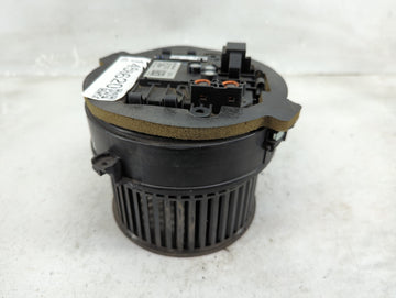 2020 Bmw M8 Heater AC Blower Motor P/N:0130309508 F011500123, DK409007 Fits Fits 2016 2017 2018 2019 OEM Used Auto Parts - O