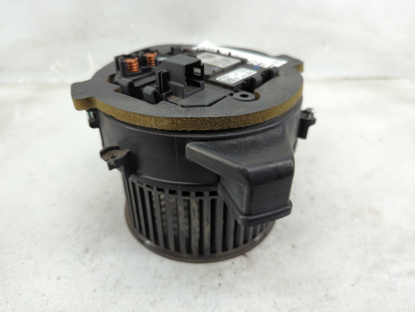 2020 Bmw M8 Heater AC Blower Motor P/N:0130309508 F011500123, DK409007 Fits Fits 2016 2017 2018 2019 OEM Used Auto Parts - O