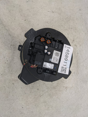 compare product 2020 Bmw M8 Heater AC Blower Motor P/N:F011500123 0130309508 Fits OEM Used Auto Parts