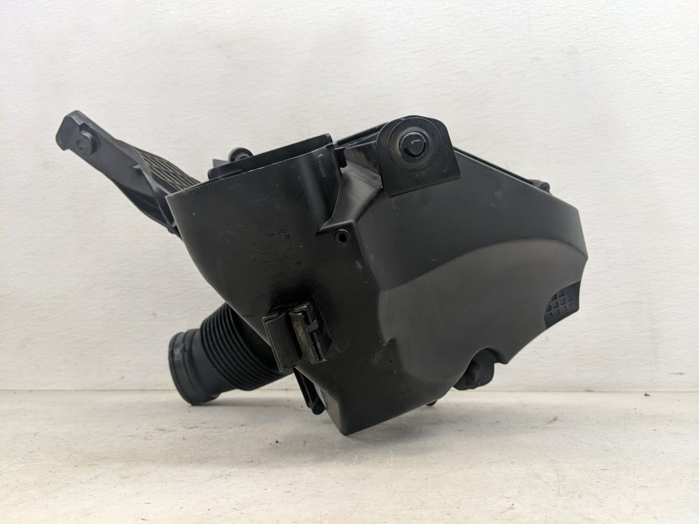 2020-2020 Bmw M8 Air Cleaner Intake-duct Hose Tube - Oemusedautoparts1.com