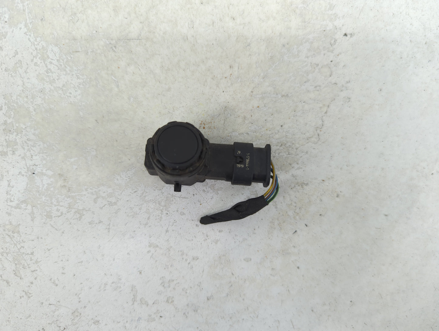 2020 Bmw M850i Front Park Assist Sensor Black 1456613 - Oemusedautoparts1.com