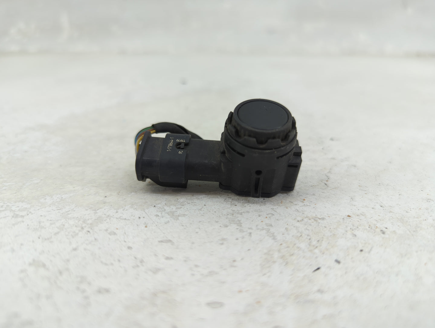 2020 Bmw M850i Front Park Assist Sensor Black 1456613 - Oemusedautoparts1.com