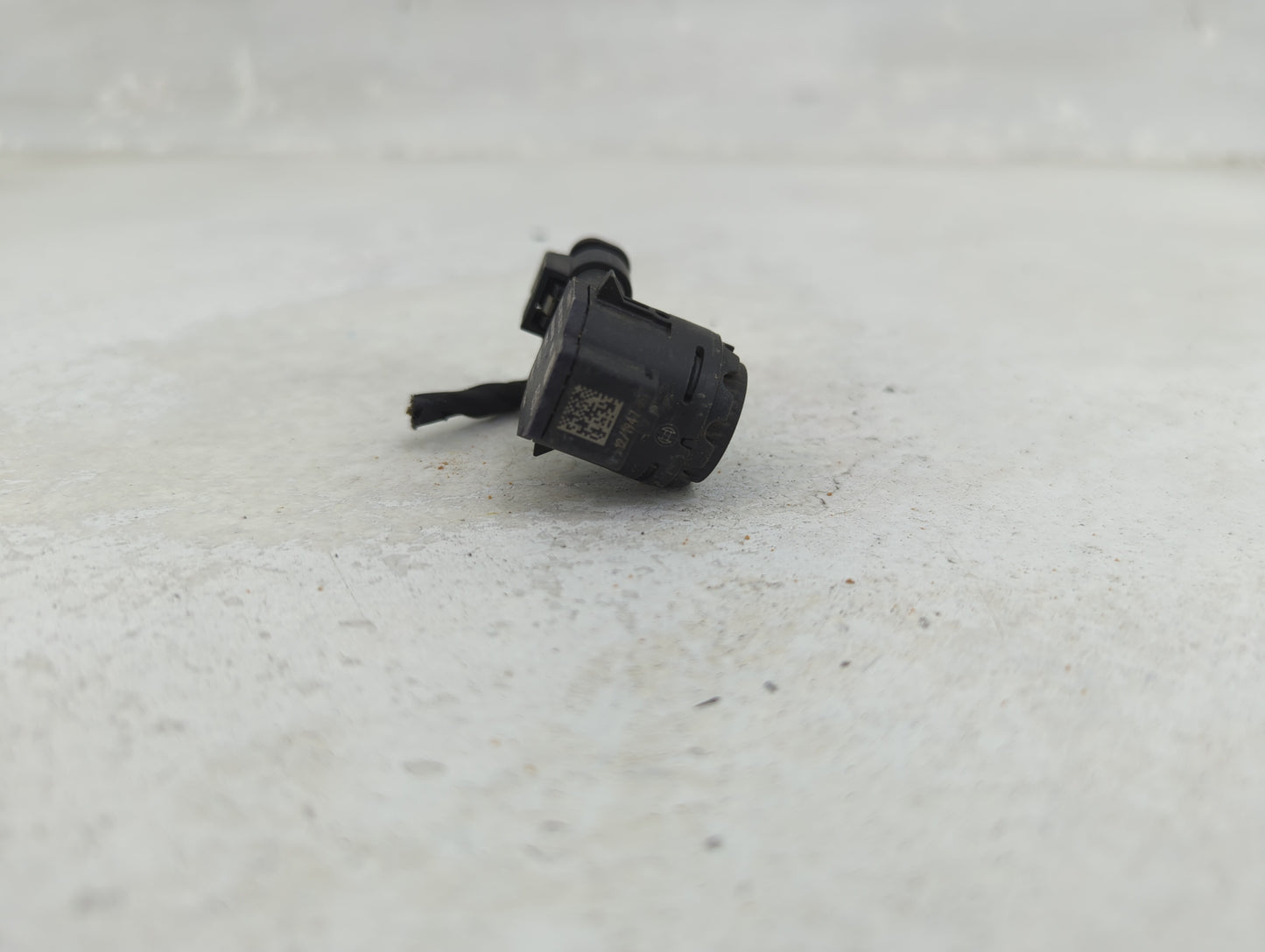 2020 Bmw M850i Front Park Assist Sensor Black 1456613 - Oemusedautoparts1.com