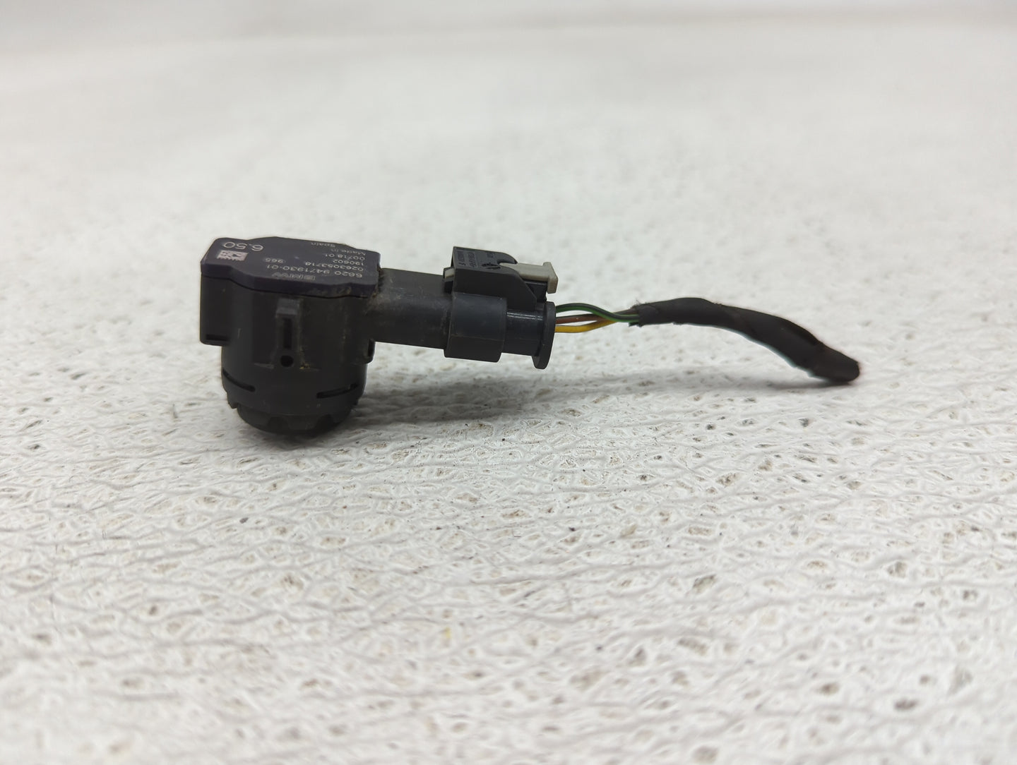 2020 Bmw M850i Front Park Assist Sensor Black - Oemusedautoparts1.com