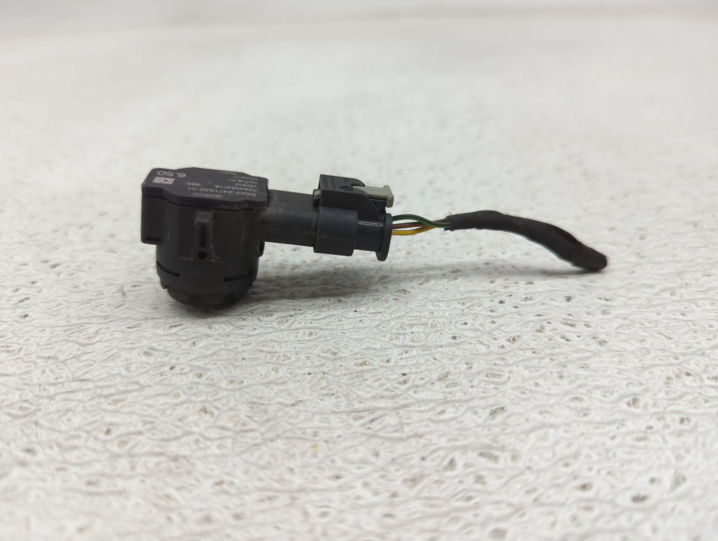 2020 Bmw M850i Front Park Assist Sensor Black - Oemusedautoparts1.com