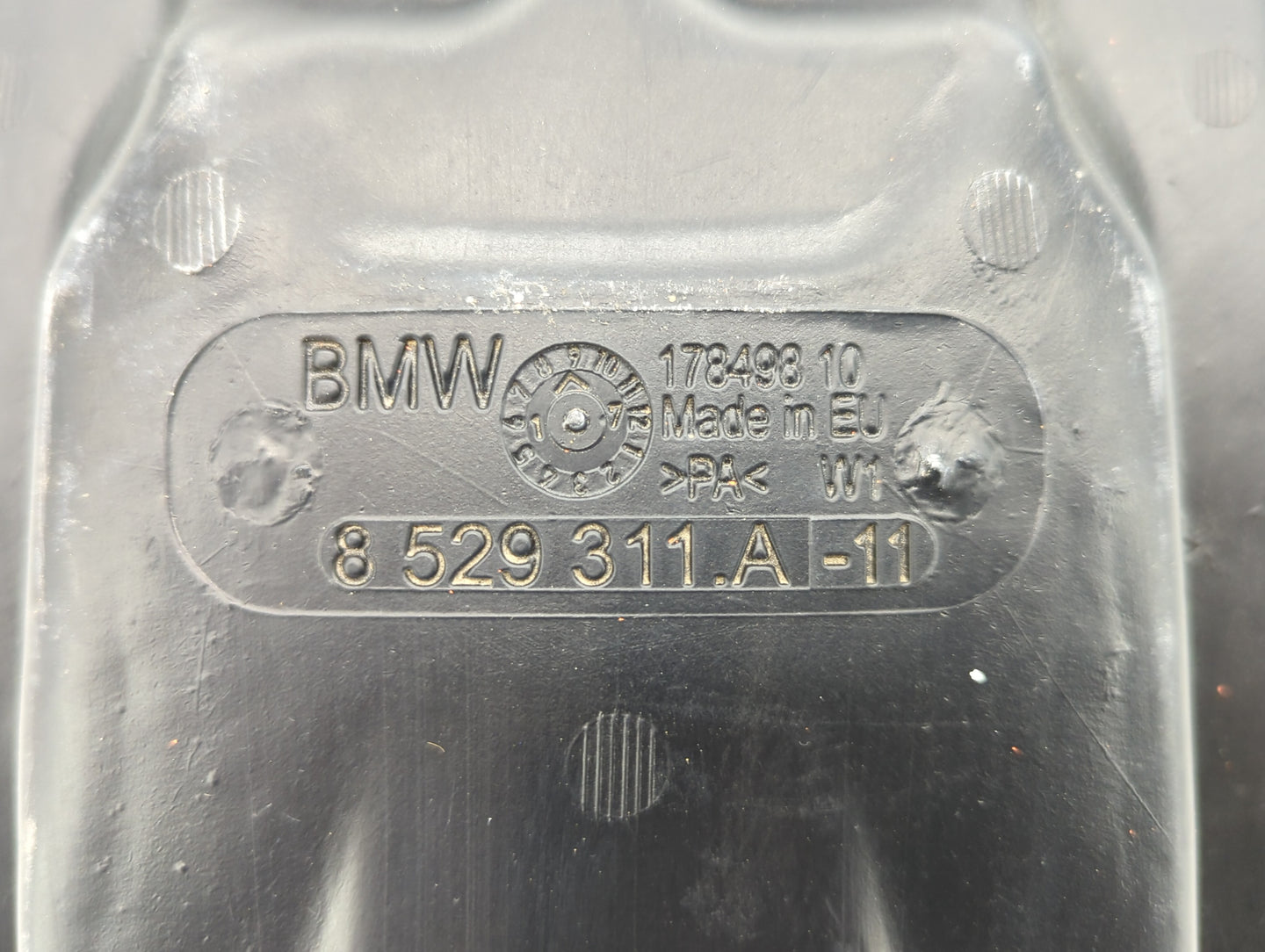 2020 Bmw R1200r K27 Fuel Tank Door Lid Gas Tank - Oemusedautoparts1.com