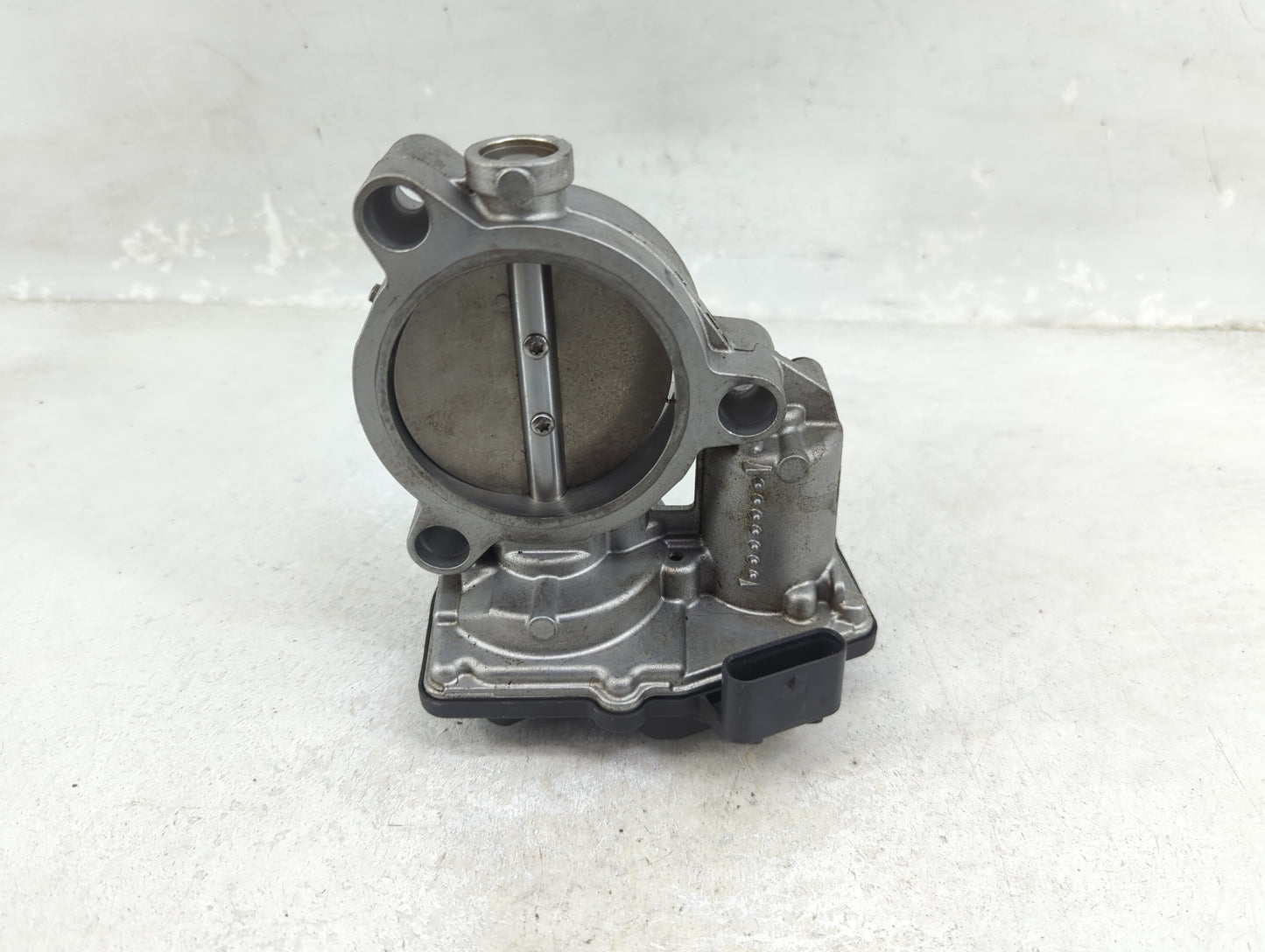 2018-2020 Bmw X2 Throttle Body P/N:7619008 A2C15022400 Fits Fits 2016 2017 2018 2019 2020 2021 2022 OEM Used Auto Parts - Oe