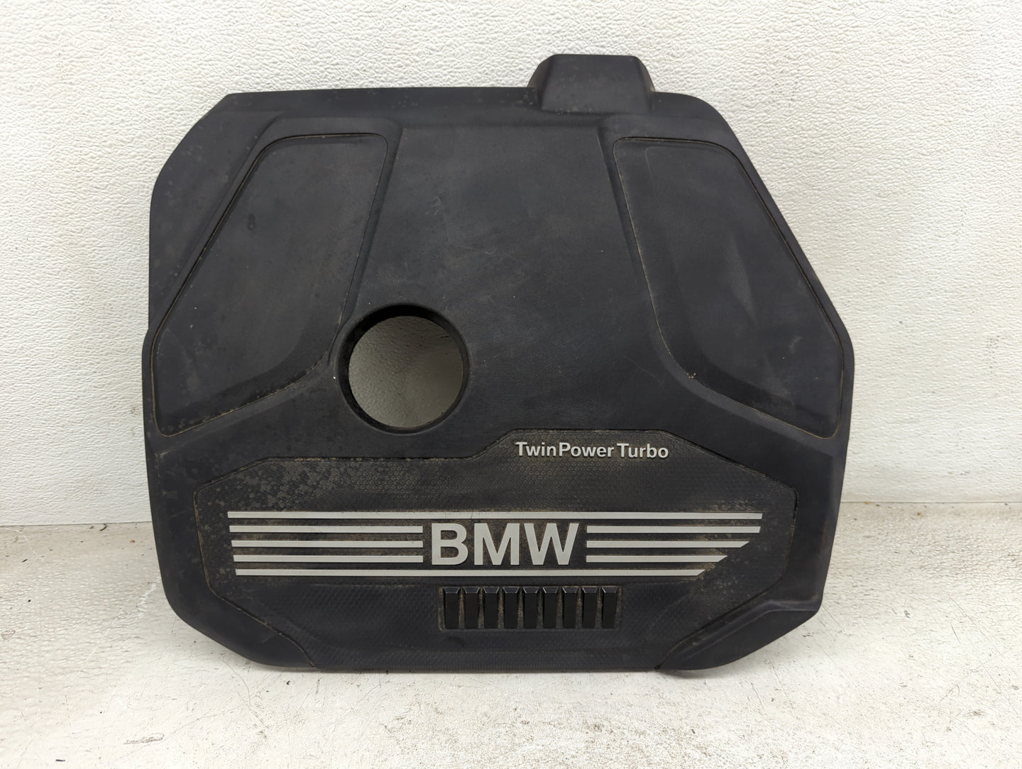2020 Bmw X2 Engine Cover - Oemusedautoparts1.com