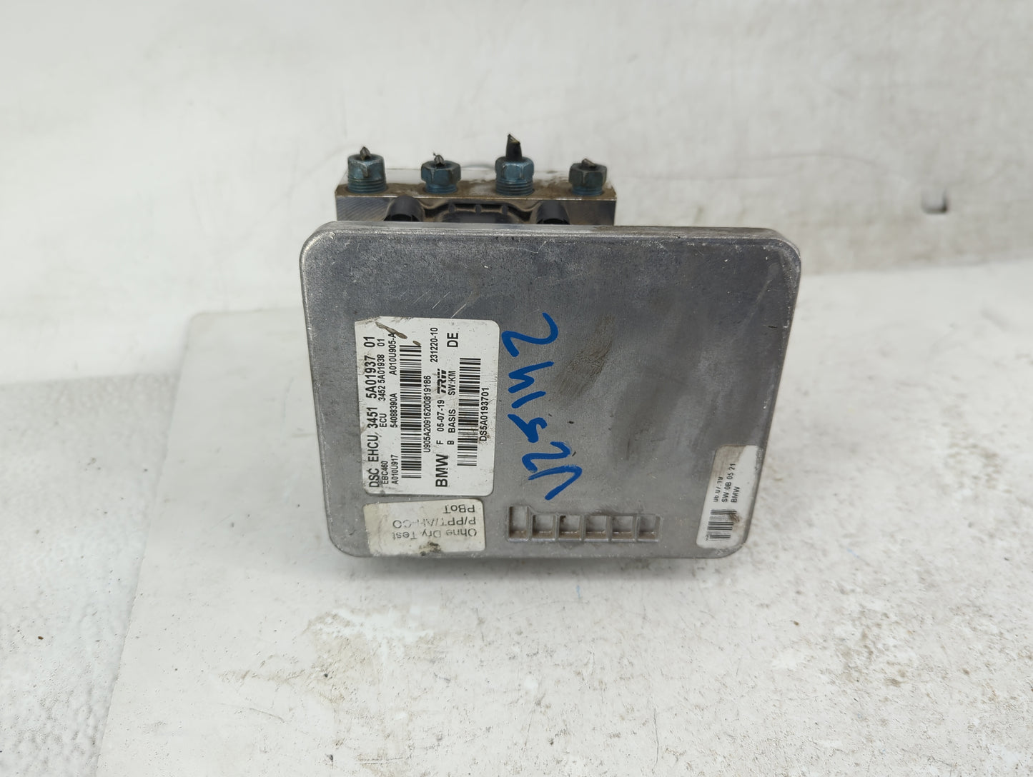 2018-2021 Bmw X3 ABS Pump Control Module Replacement P/N:5A01937 Fits Fits 2016 2017 2018 2019 2020 2021 OEM Used Auto Parts