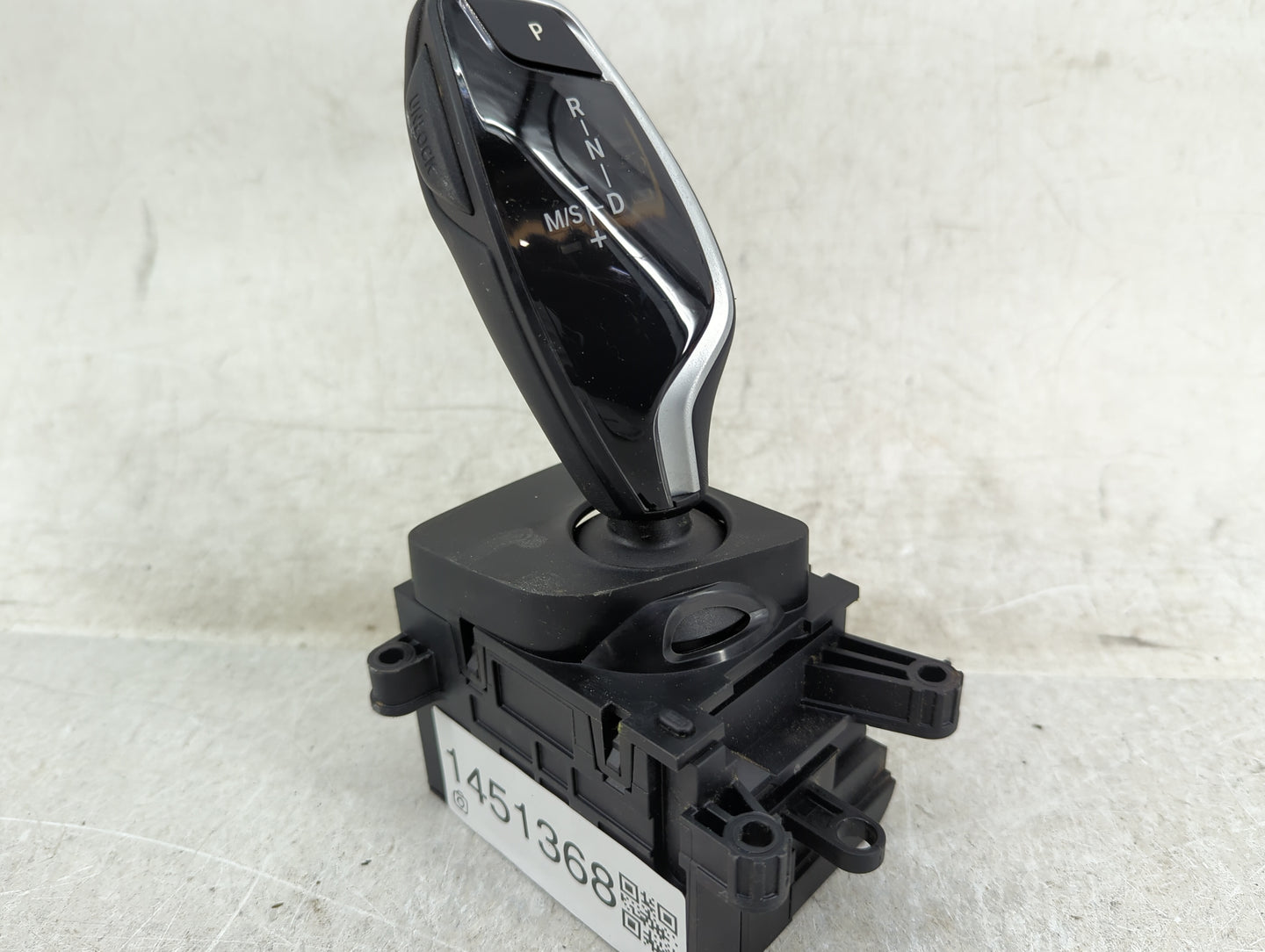 2020 Bmw X3 Floor Console Assembly Shifter - Oemusedautoparts1.com